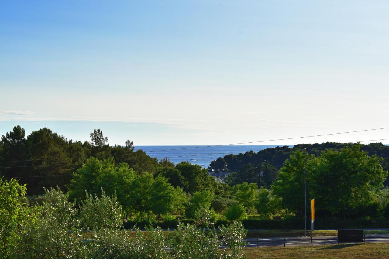 Bed&Breakfast Monte Rosso Poreč Zewnętrze zdjęcie